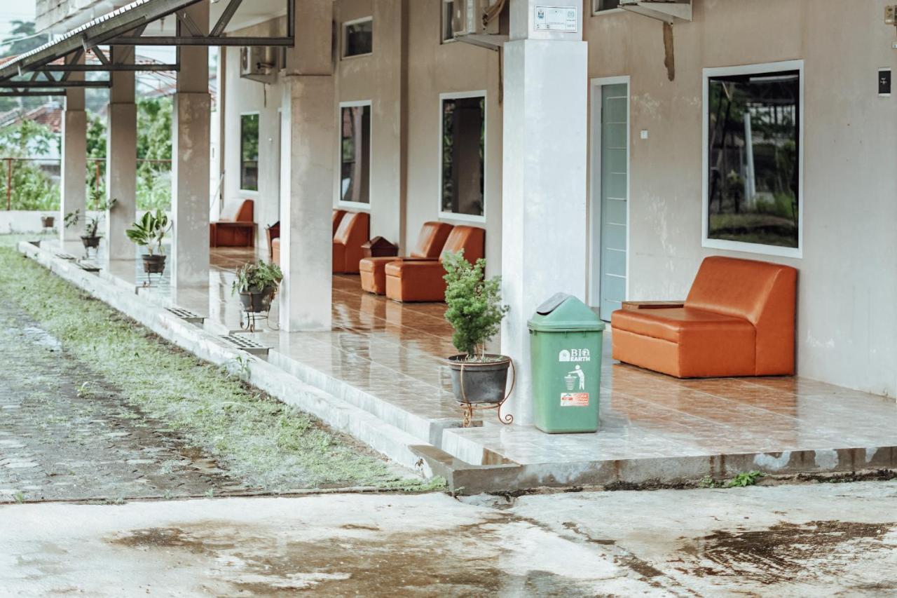 Pondok Kelapa Homestay Lampung Mitra Reddoorz Bandar Lampung Exteriér fotografie